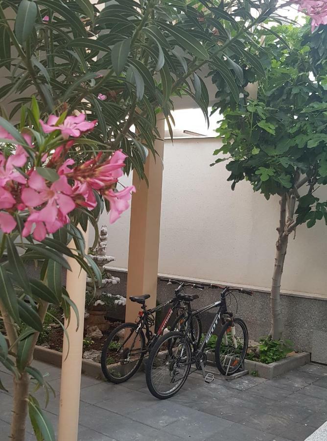 Apartment Bike Corner Zadar Exterior foto